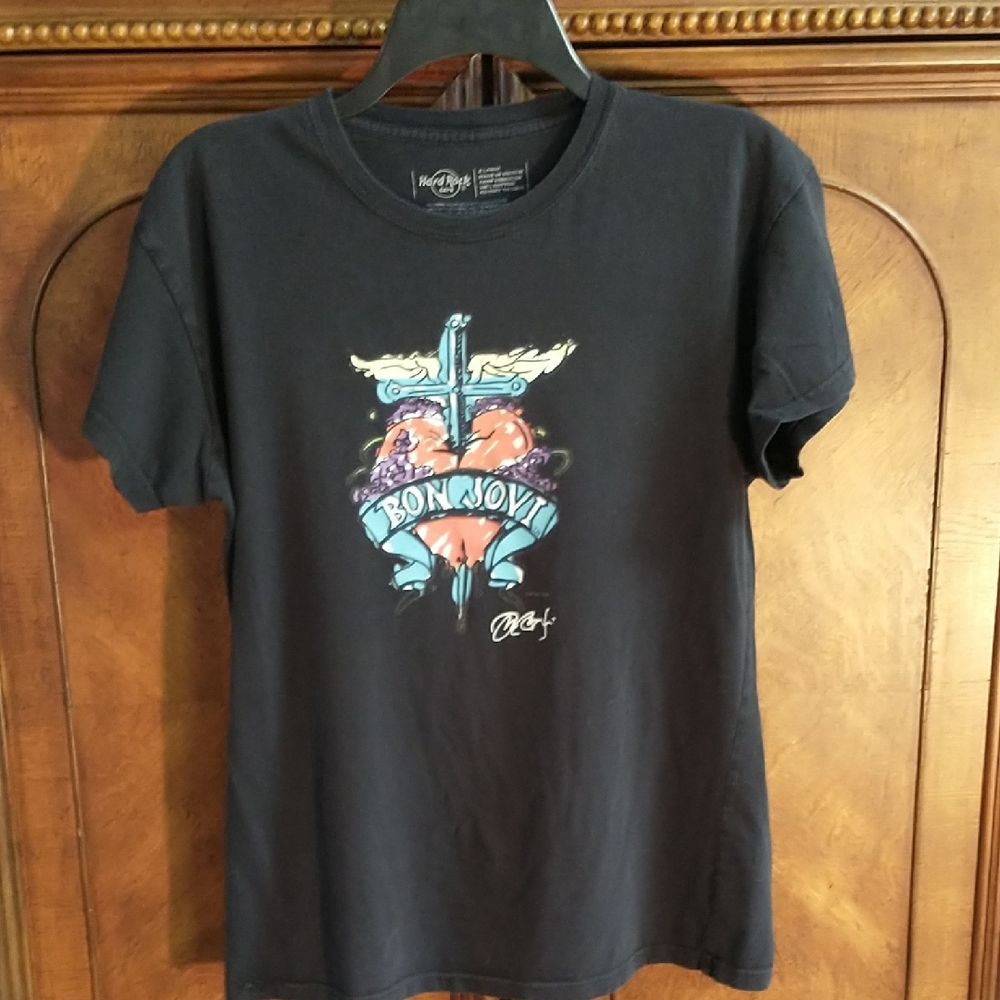 🤩 Bundle 3 For $15 🤩 Hard Rock Cafe Bon Jovi T-Shirt Size XL